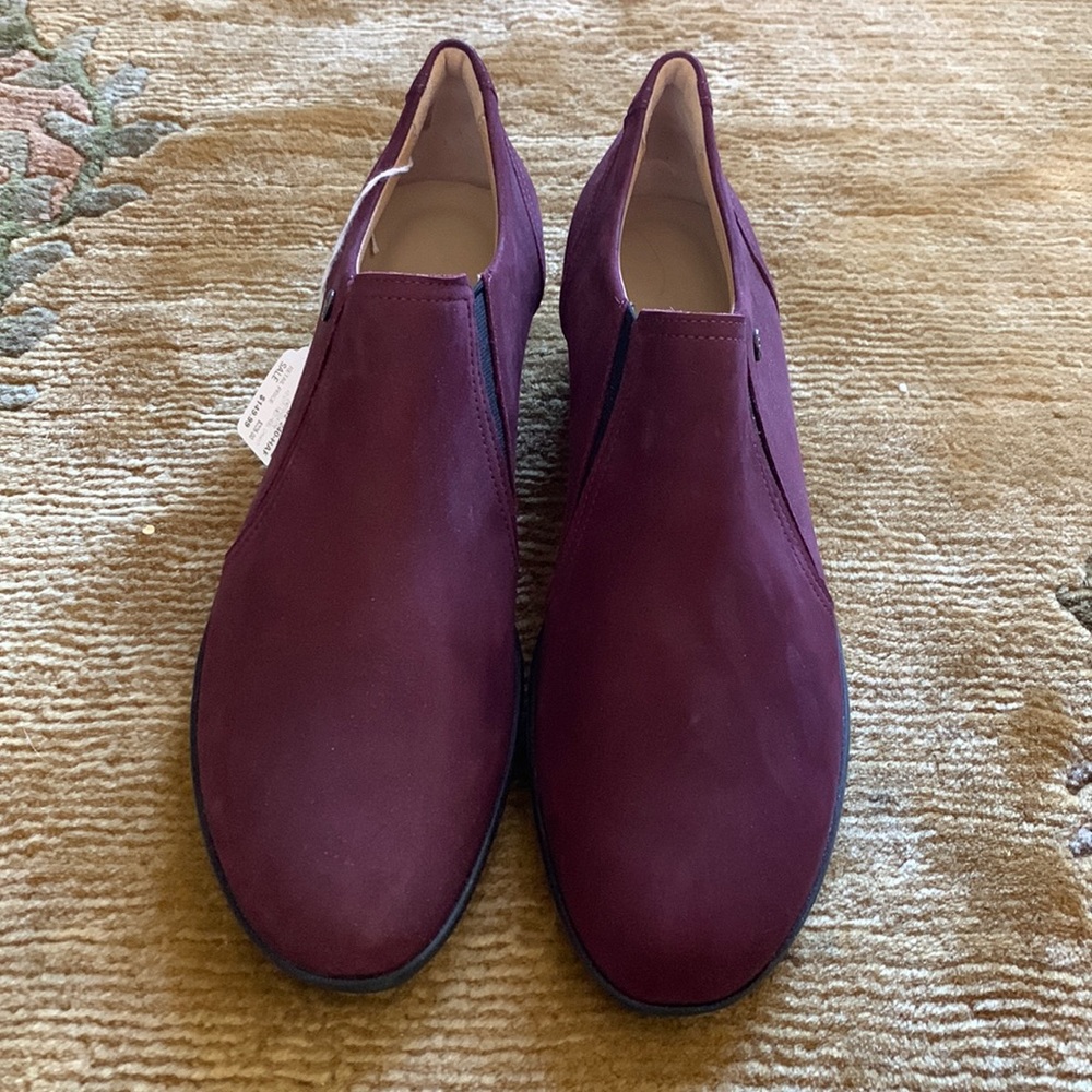 NWT Hartjes wine colored booties Free shipping!
